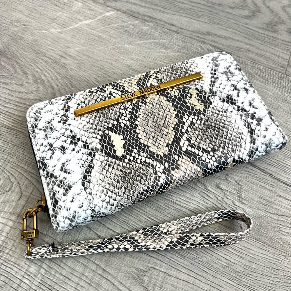 Steve Madden BZIP-MTS Zip Wallet Wristlet - Snake Print - Gold/Black/White
